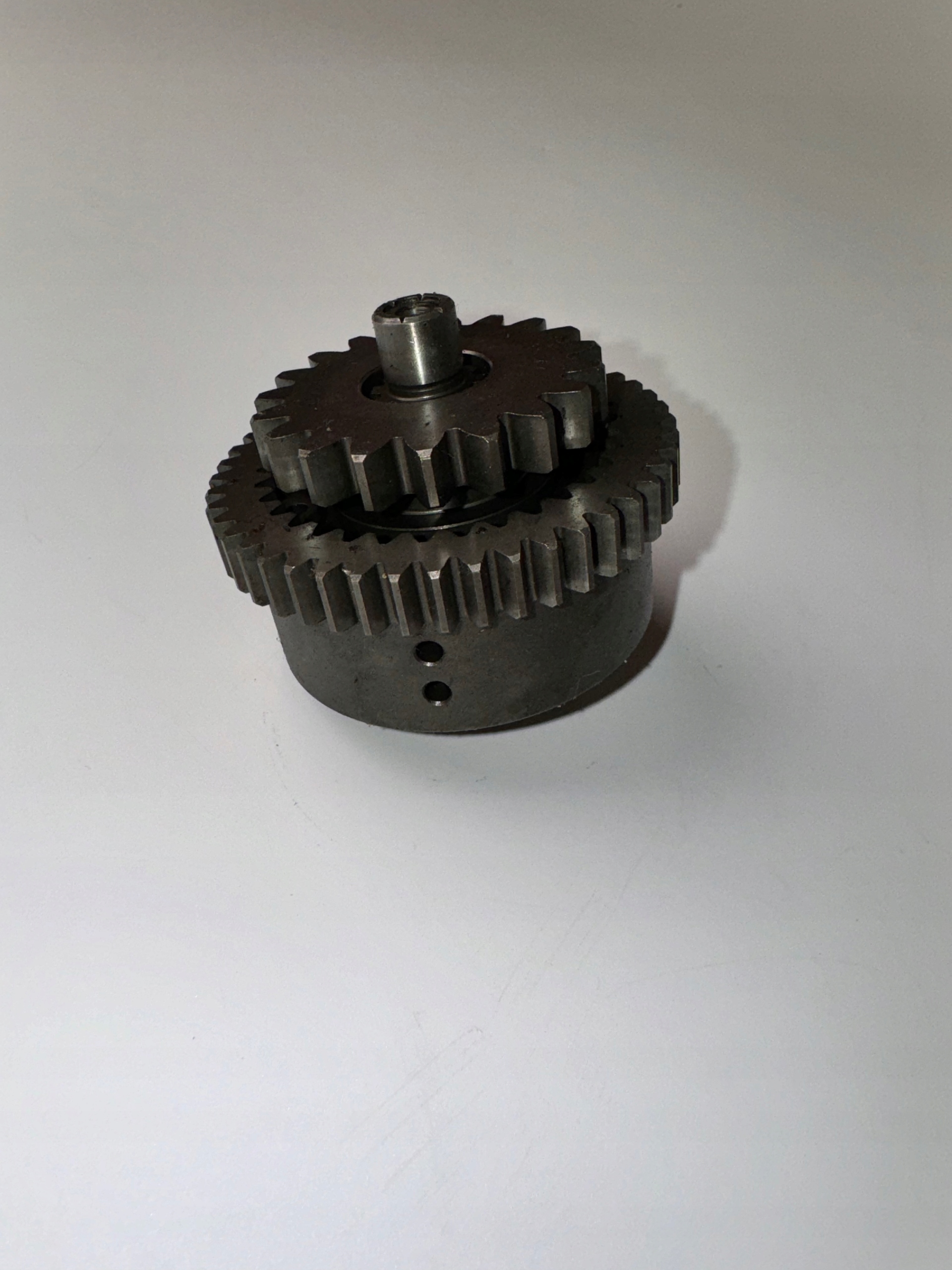 15670917763
