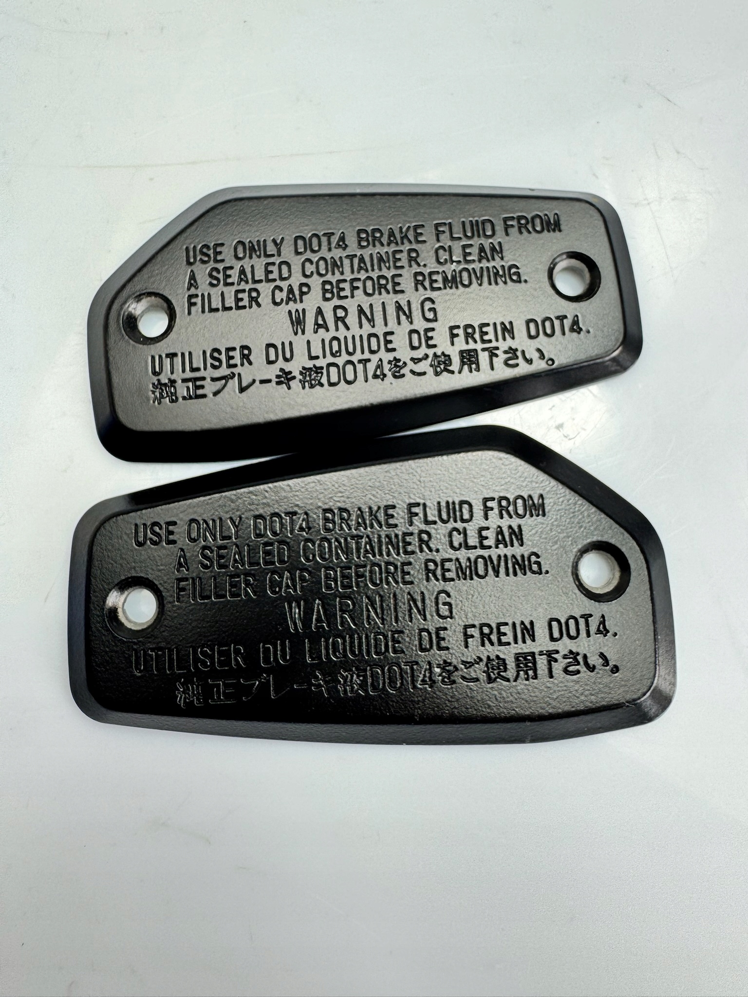 17757689318